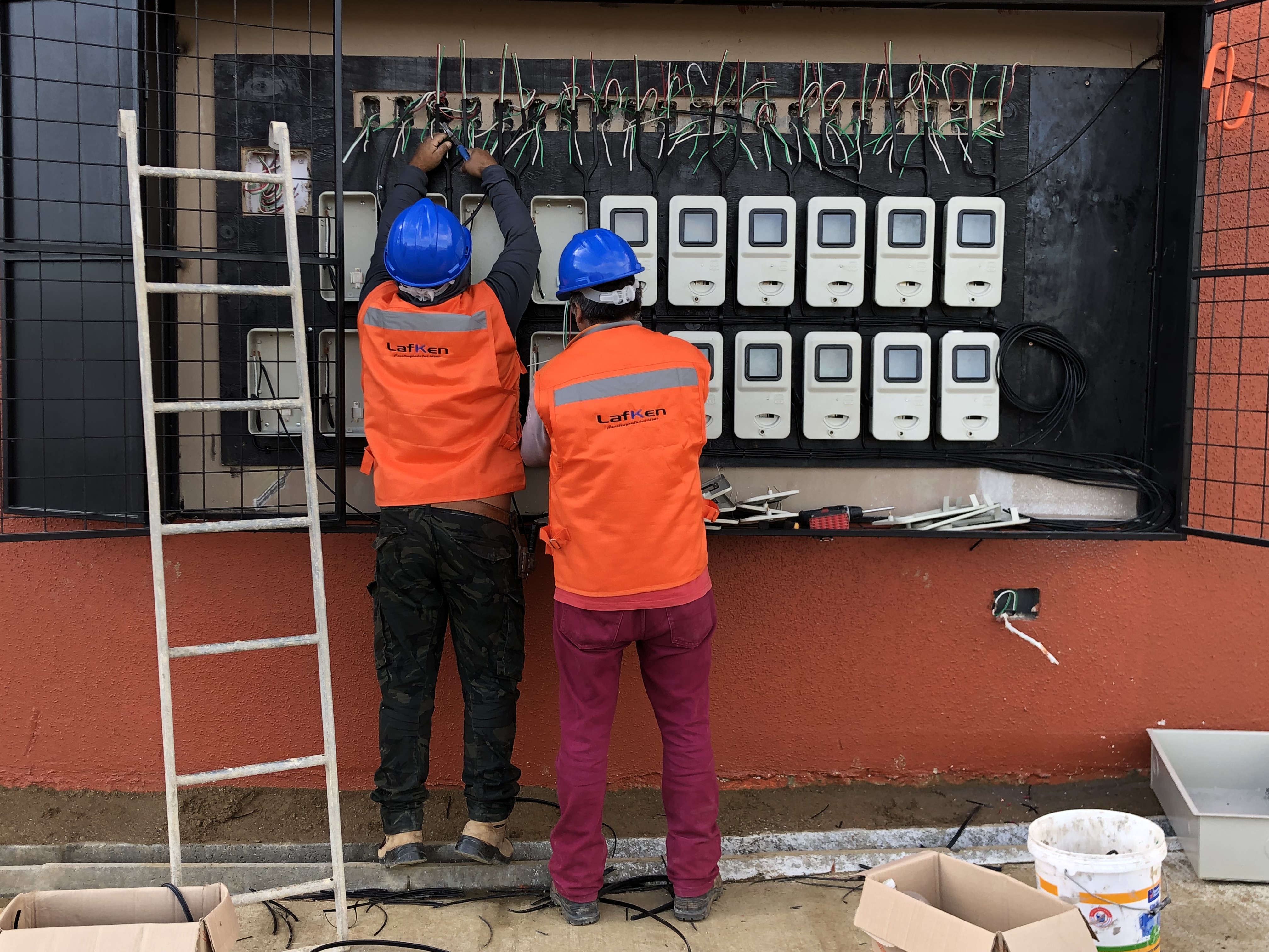 Electrificación Aérea Condominio San Cristobal