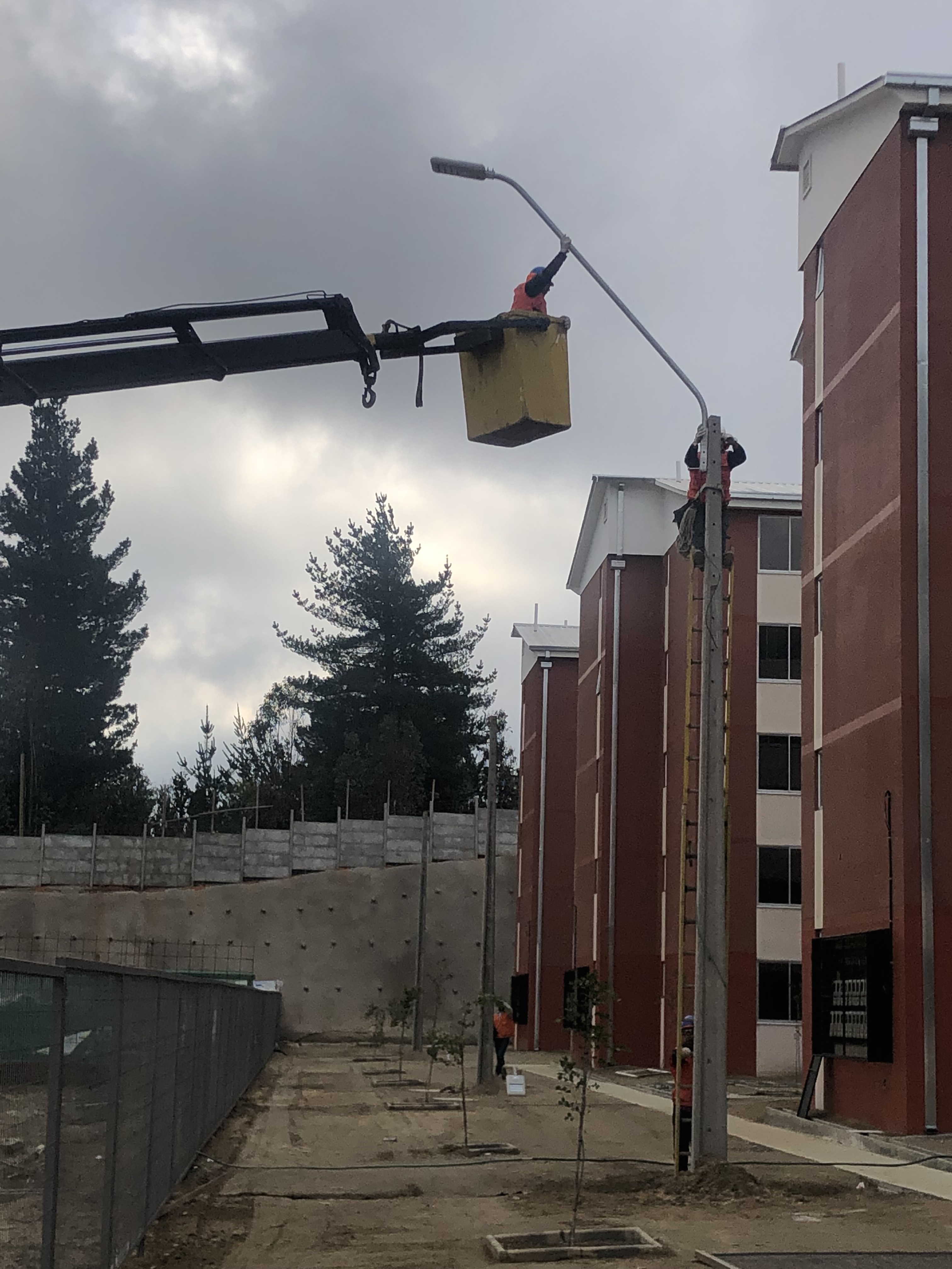 Electrificación Aérea Condominio San Cristobal