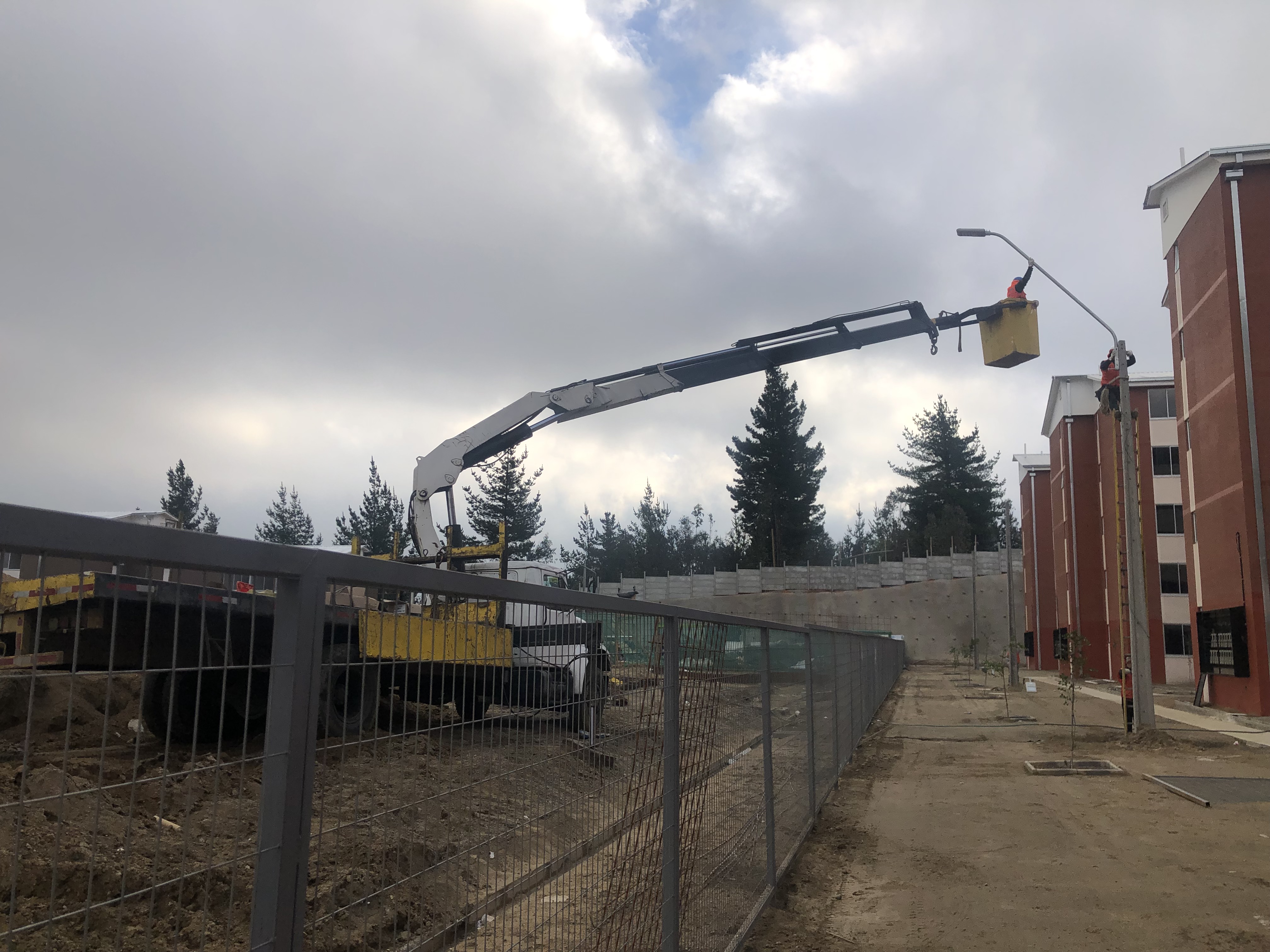 Electrificación Aérea Condominio San Cristobal