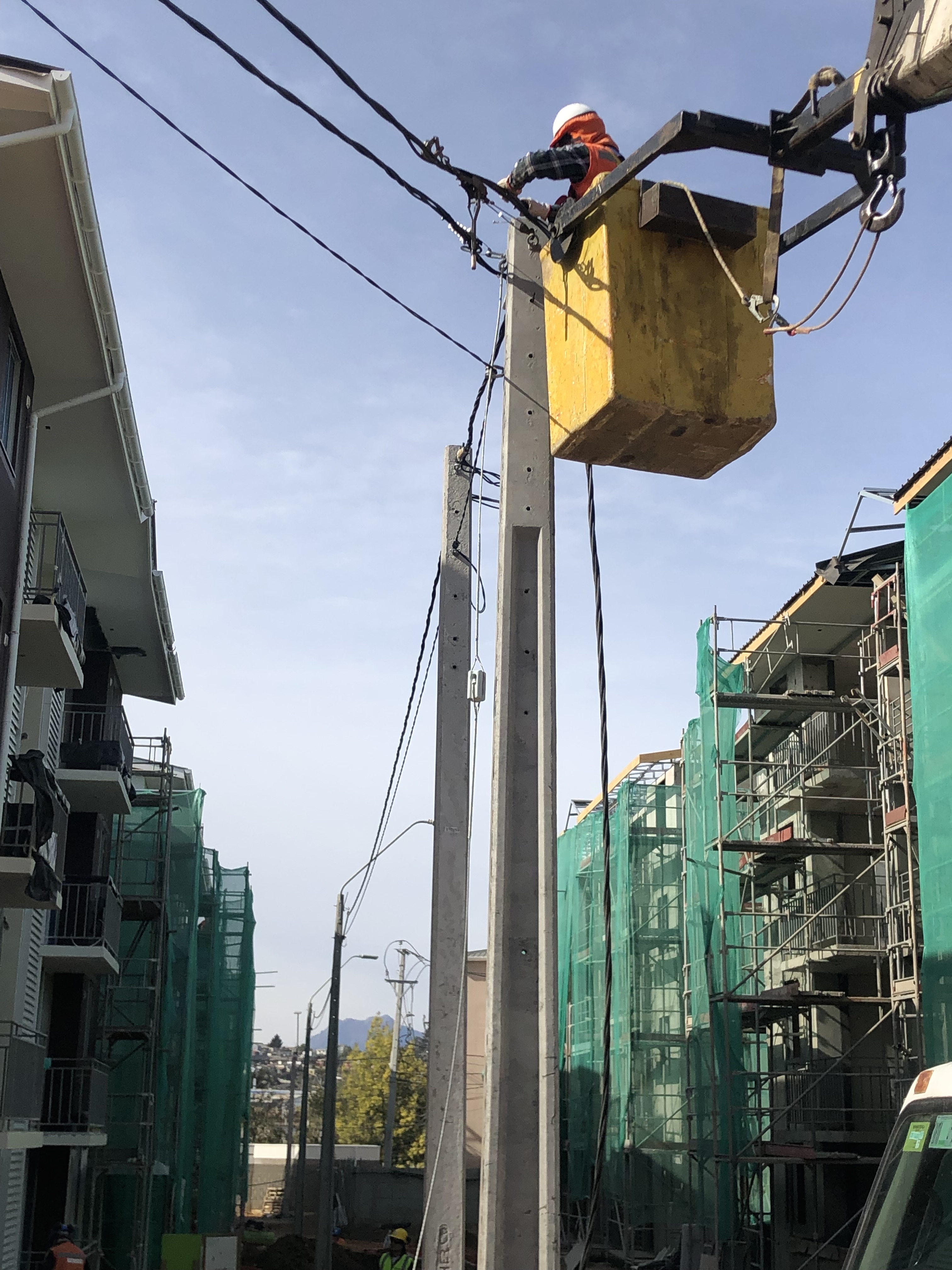 Electrificación Aérea Condominio San Cristobal