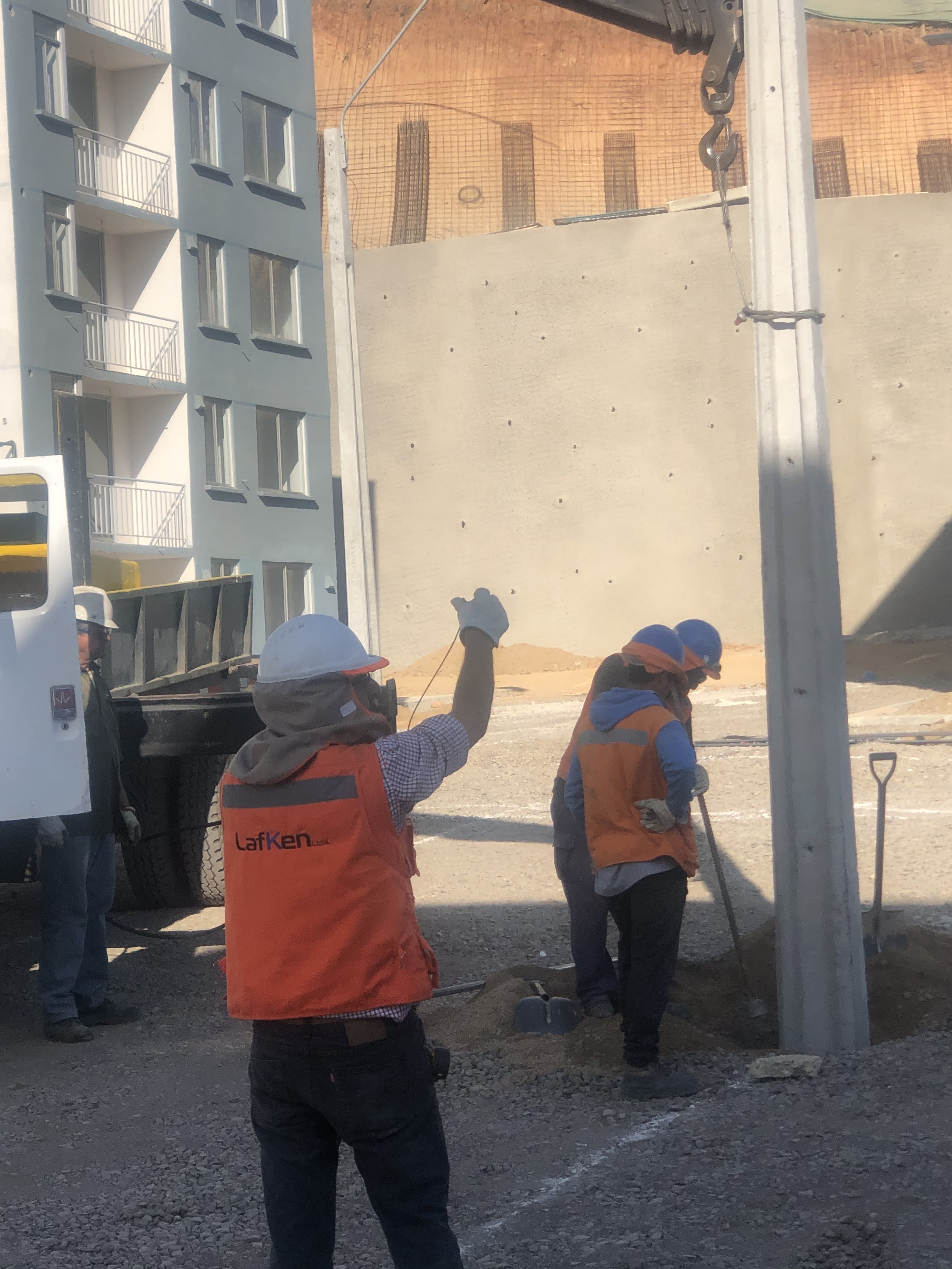 Electrificación Aérea Condominio San Cristobal